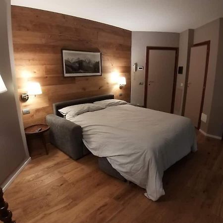 Raffinato Ed Accogliente Monolocale Di Montagna Lägenhet Breuil-Cervinia Exteriör bild