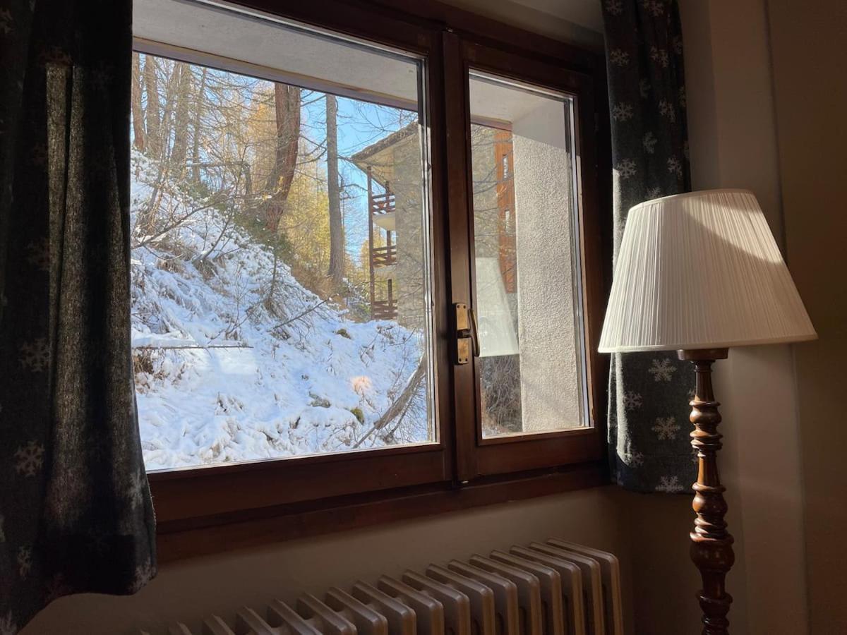Raffinato Ed Accogliente Monolocale Di Montagna Lägenhet Breuil-Cervinia Exteriör bild
