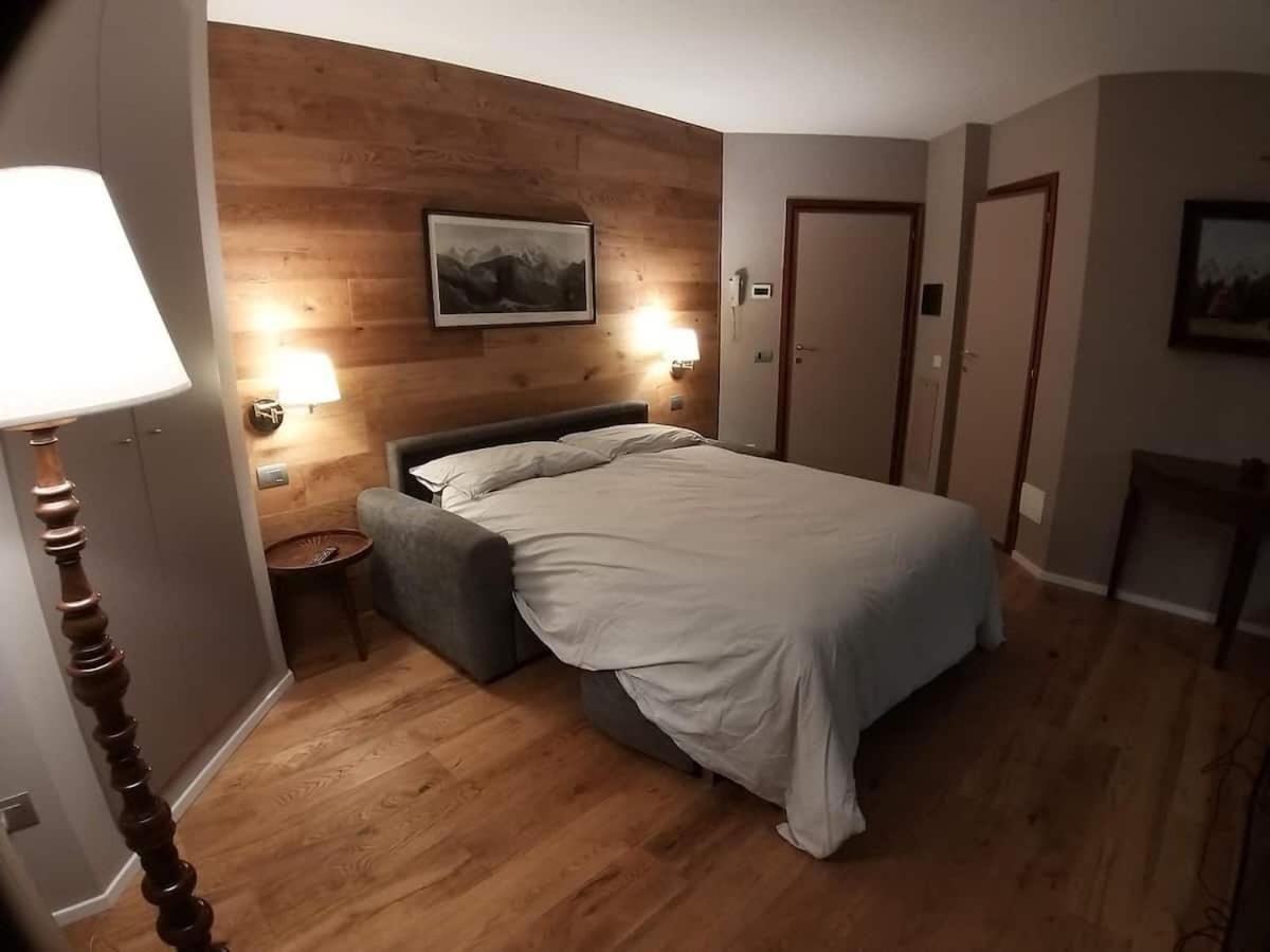 Raffinato Ed Accogliente Monolocale Di Montagna Lägenhet Breuil-Cervinia Exteriör bild